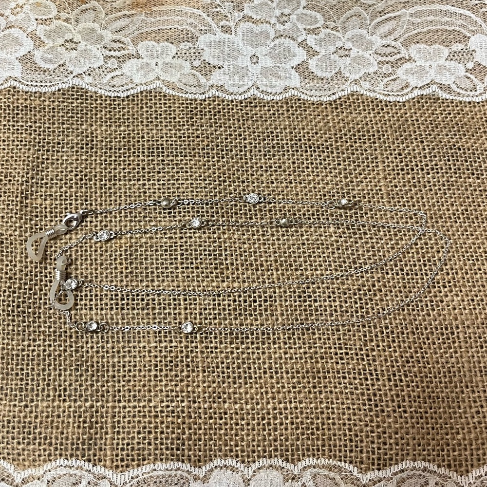 Elegant Silver glasses chain with Crystal Accents FREE WITH PURCHASE